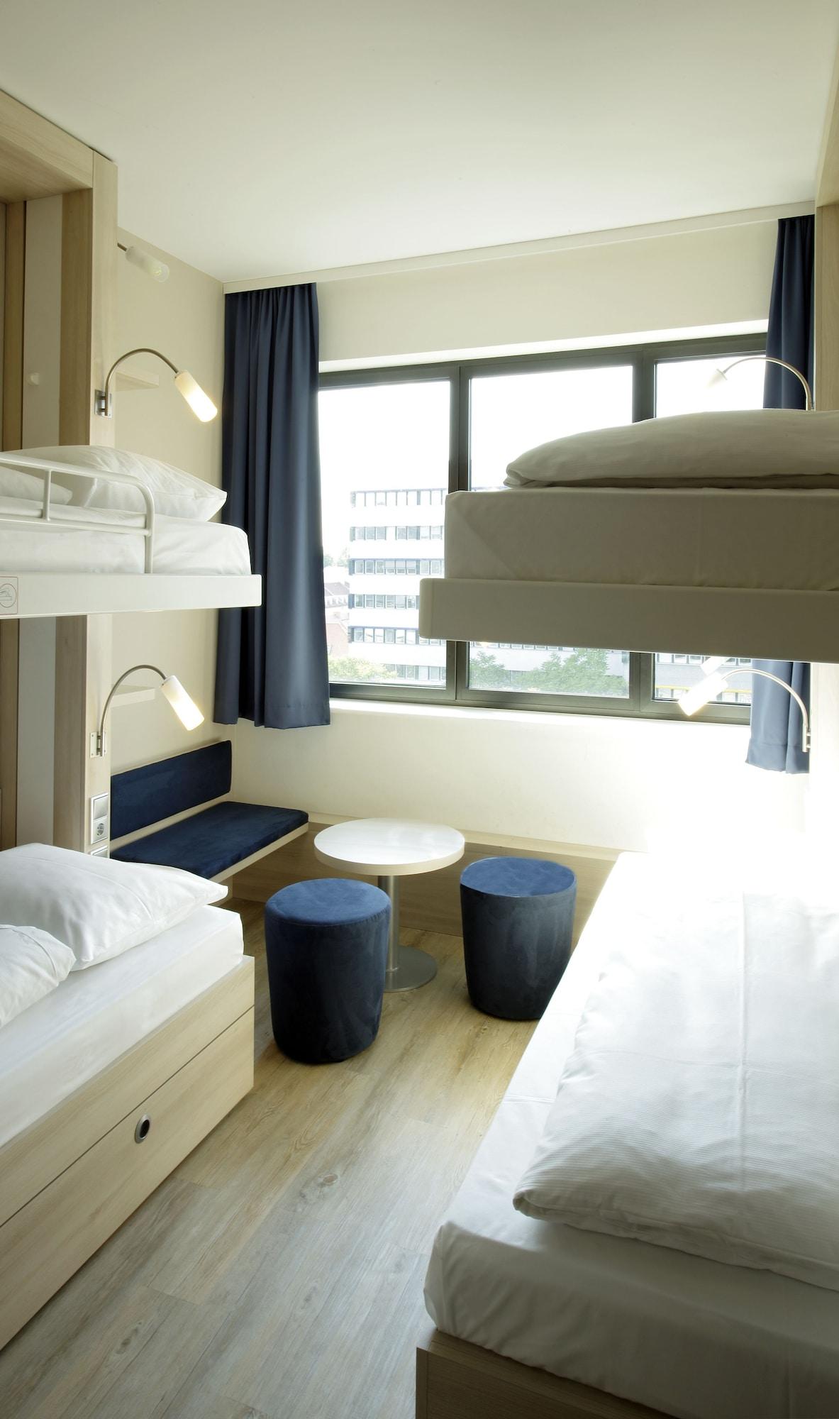 H2 Berlin-alexanderplatz Hotel Berlino